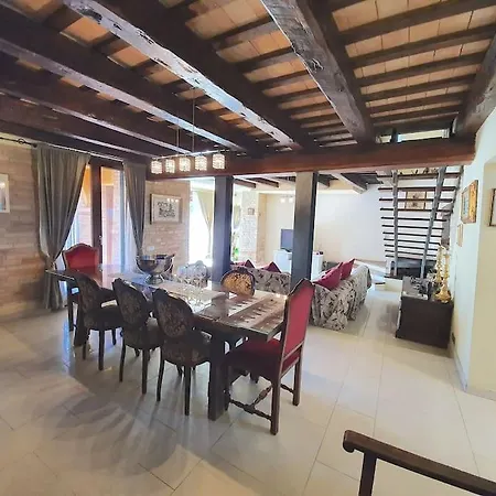 Daire Martin Con Piscina Privata
